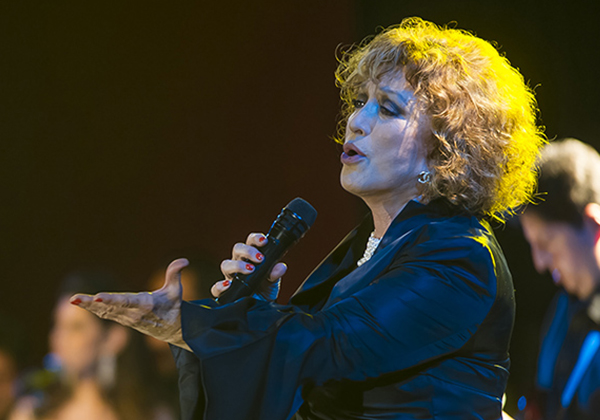  Angélica María reagenda sus noches de Cabaret Lunario para octubre