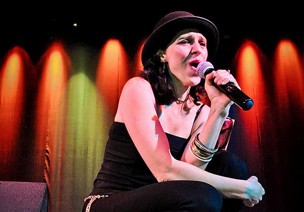  A cantar y bailar con Gaby Vega y Los Nubecinos en el Lunario