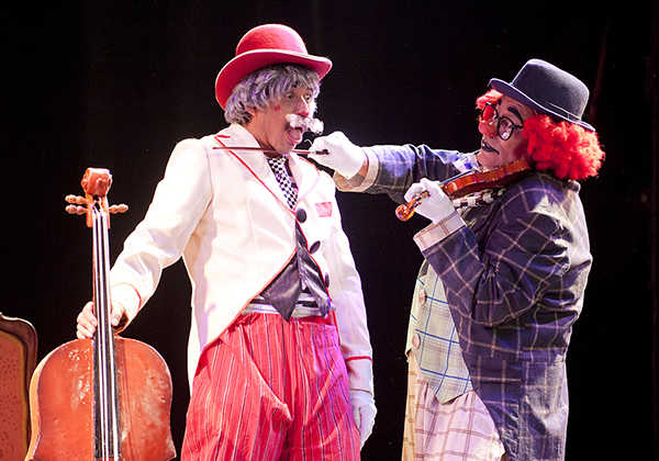  Celebración de una gran Día de Reyes en el Lunario con La Trouppe