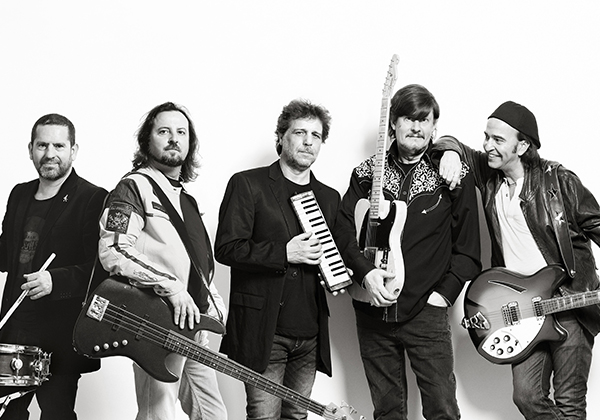  El grupo español Los Secretos rendirá homenaje a sus héroes musicales